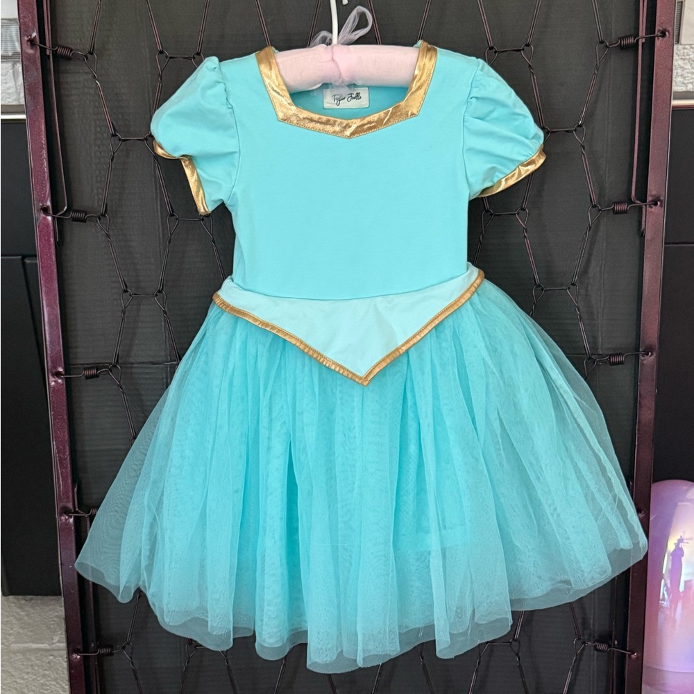 Taylor Joelle “Jasmine” dress